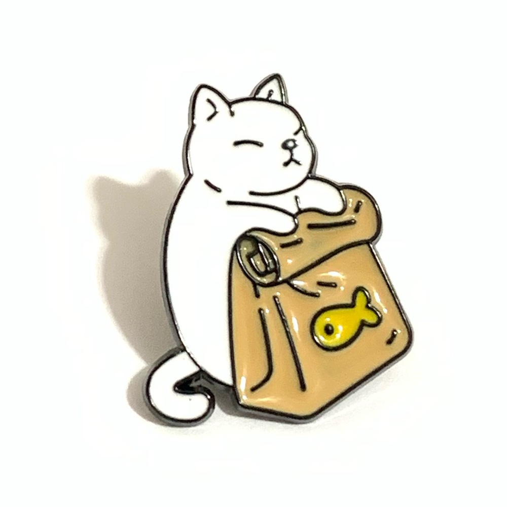 New White Cat Pin